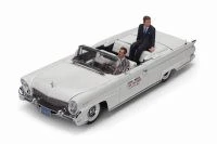 Sun Star 1958 Lincoln Continental MKIII Open With JFK And Driver- 4707 - 1/18 Scale Diecast Model Toy Car